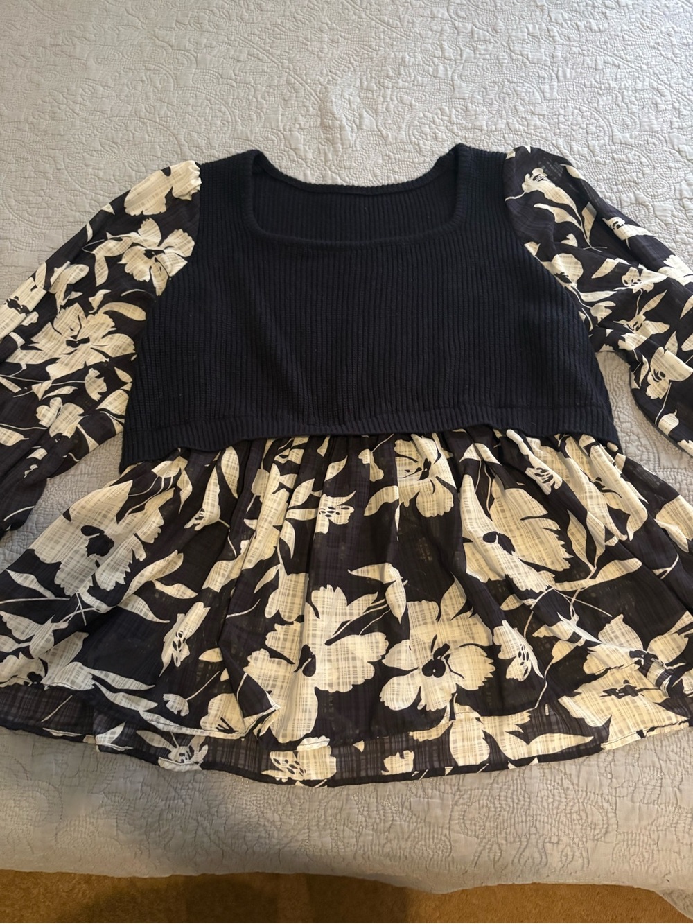 BloomChic navy blue and Cream Floral Peplum Top